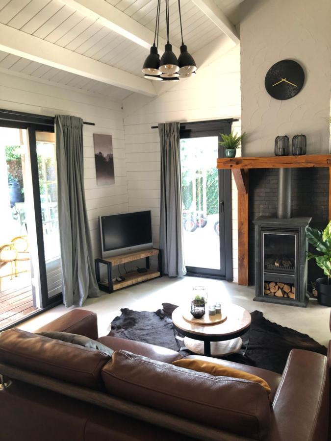 De Genten 2, Vakantiewoning Met Jacuzzi En Sauna เออร์เมโล ภายนอก รูปภาพ